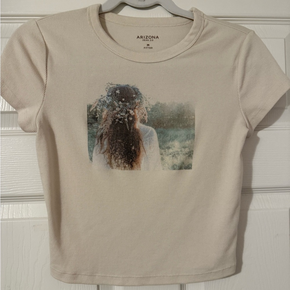 Arizona Jean Company Cream Graphic Ribbed Short Sleeve Tee